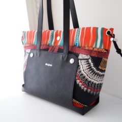 騙し絵風 シルクプリント   トートバッグにも