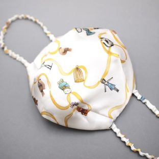 シルク１００％なめらかマスク　くまさん柄