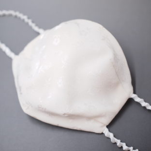 シルク100%なめらかマスク　プチフルール　ホワイト